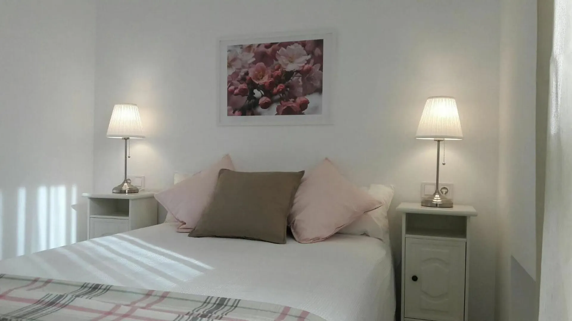 Apartment With 2 Bedrooms In Fuengirola - 10 M From The Beach